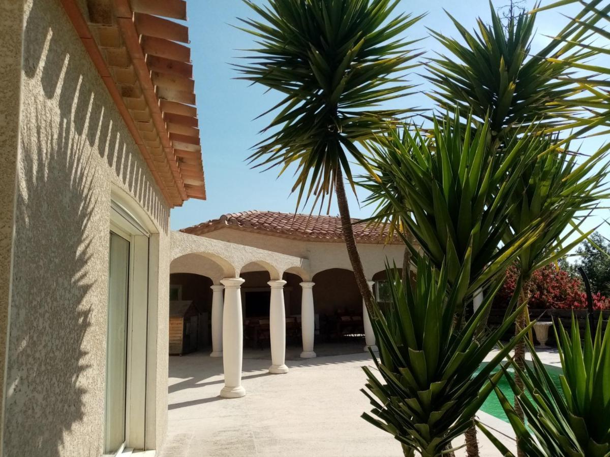 فيلا Bienvenue A L Hacienda Magalas المظهر الخارجي الصورة