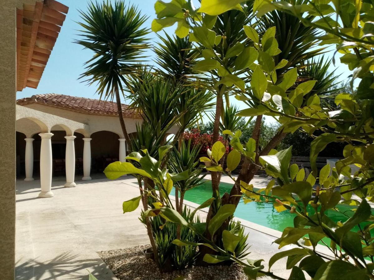 فيلا Bienvenue A L Hacienda Magalas المظهر الخارجي الصورة